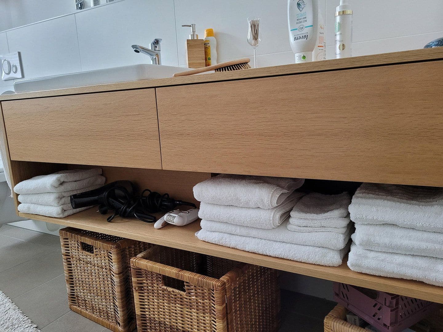 Prenájom bytu 3-izbový 80 m², Pfarrer-Fellner-Straße 7, Korschenbroich, Severné Porýnie - Westfálsko Prenájom bytu 3-izbový 80 m², Pfarrer-Fellner-Straße 7, Korschenbroich, Severné Porýnie - Westfálsko
