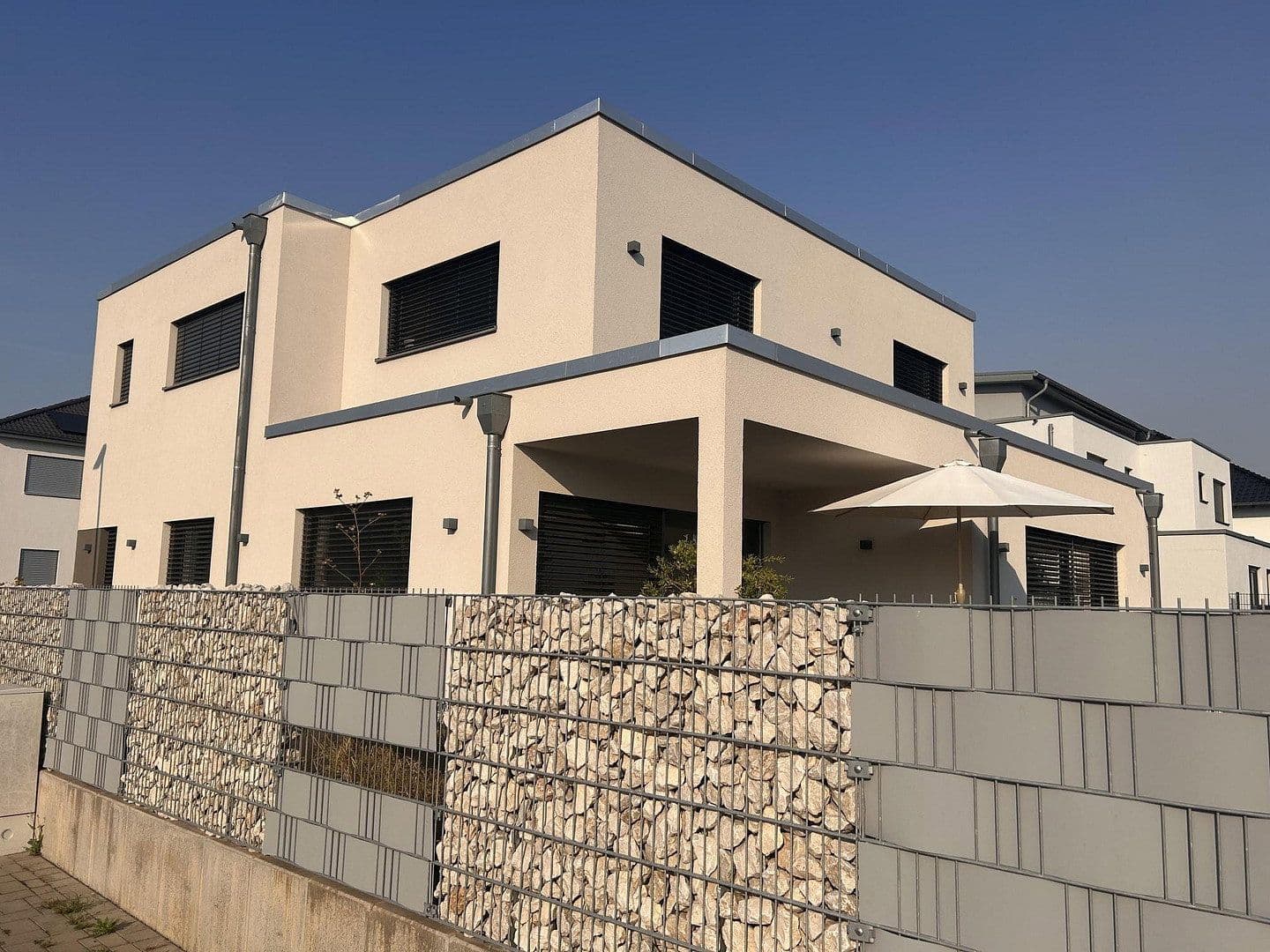 Predaj domu 238 m², pozemok 591 m², weiße Erde 35, Euskirchen, Severné Porýnie - Westfálsko Predaj domu 238 m², pozemok 591 m², weiße Erde 35, Euskirchen, Severné Porýnie - Westfálsko