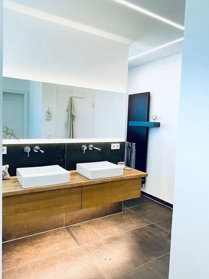 Predaj domu 238 m², pozemok 591 m², weiße Erde 35, Euskirchen, Severné Porýnie - Westfálsko Predaj domu 238 m², pozemok 591 m², weiße Erde 35, Euskirchen, Severné Porýnie - Westfálsko