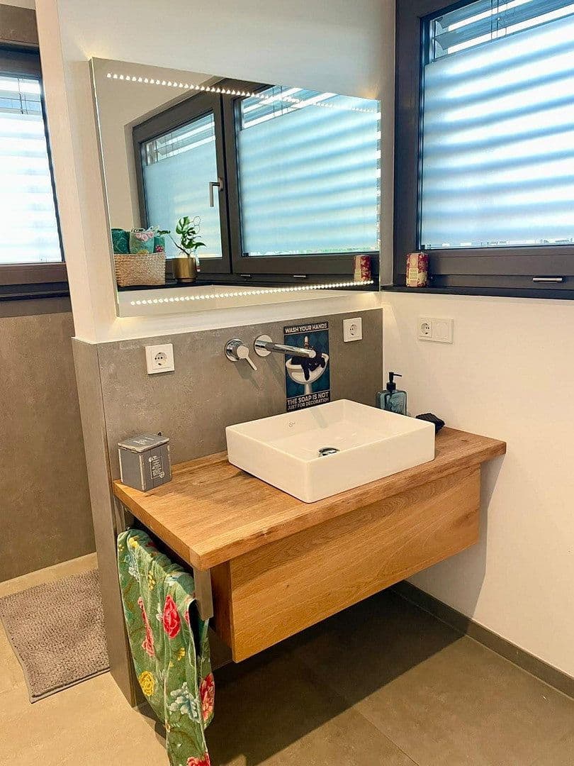 Predaj domu 238 m², pozemok 591 m², weiße Erde 35, Euskirchen, Severné Porýnie - Westfálsko Predaj domu 238 m², pozemok 591 m², weiße Erde 35, Euskirchen, Severné Porýnie - Westfálsko
