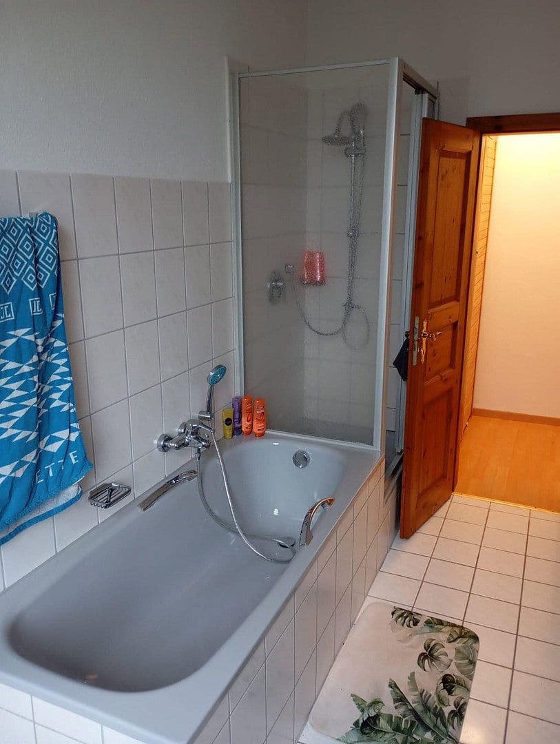 Predaj domu 508 m², pozemok 440 m², Sachsenstr. 23, Frankenberg/Sachsen, Sasko Predaj domu 508 m², pozemok 440 m², Sachsenstr. 23, Frankenberg/Sachsen, Sasko
