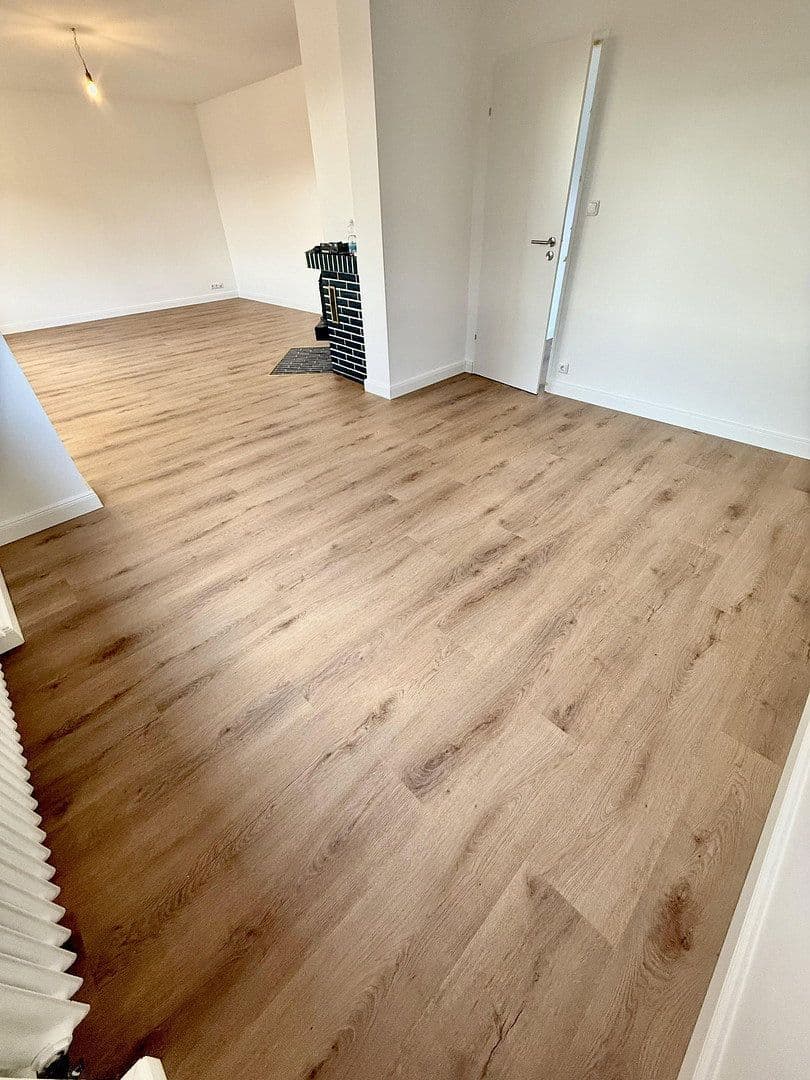 Prenájom bytu 3-izbový 102 m², Wiesbaden, Hesensko Prenájom bytu 3-izbový 102 m², Wiesbaden, Hesensko