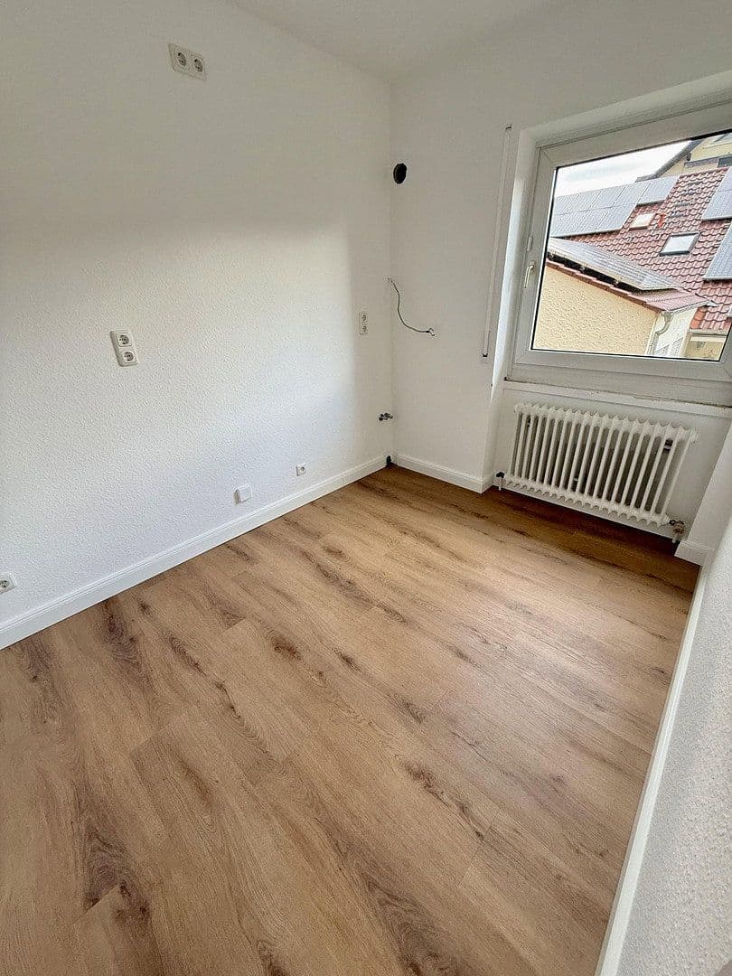 Prenájom bytu 3-izbový 102 m², Wiesbaden, Hesensko Prenájom bytu 3-izbový 102 m², Wiesbaden, Hesensko