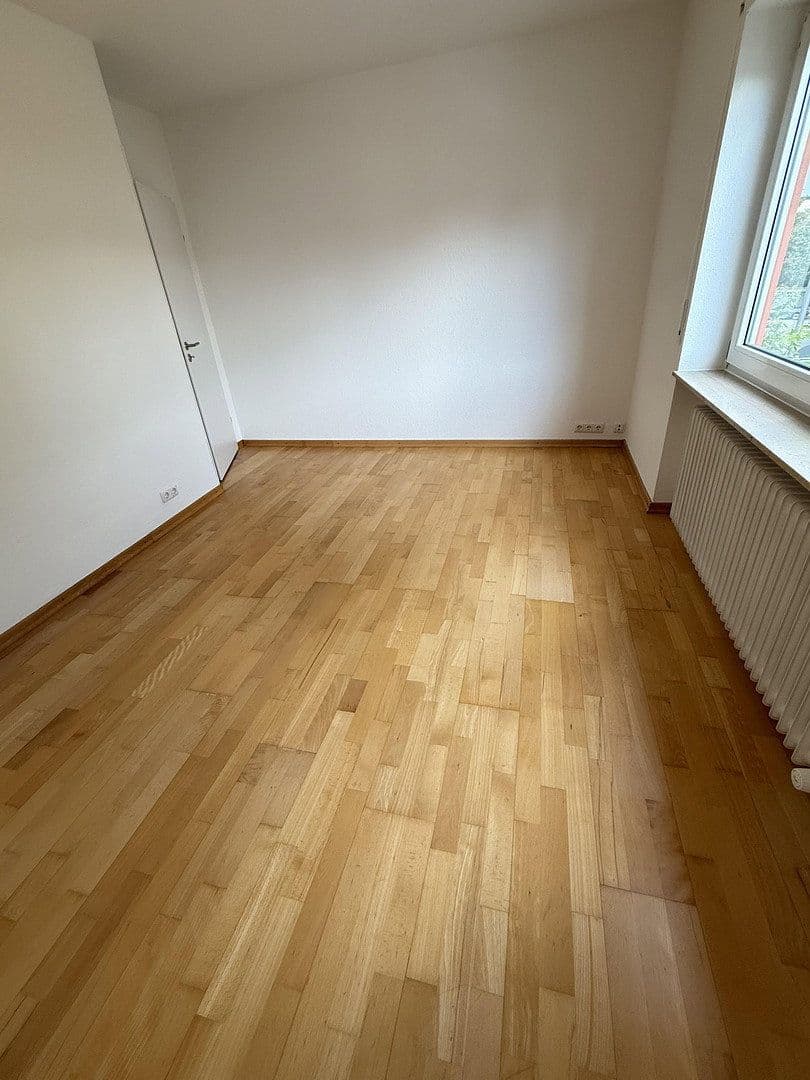 Prenájom bytu 3-izbový 102 m², Wiesbaden, Hesensko Prenájom bytu 3-izbový 102 m², Wiesbaden, Hesensko