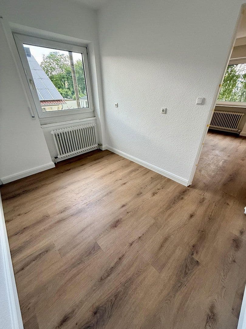 Prenájom bytu 3-izbový 102 m², Wiesbaden, Hesensko Prenájom bytu 3-izbový 102 m², Wiesbaden, Hesensko