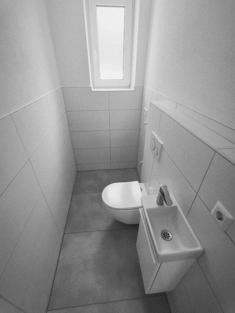 Prenájom bytu 4-izbový 100 m², Brigachtal, Bádensko-Wurttembersko Prenájom bytu 4-izbový 100 m², Brigachtal, Bádensko-Wurttembersko