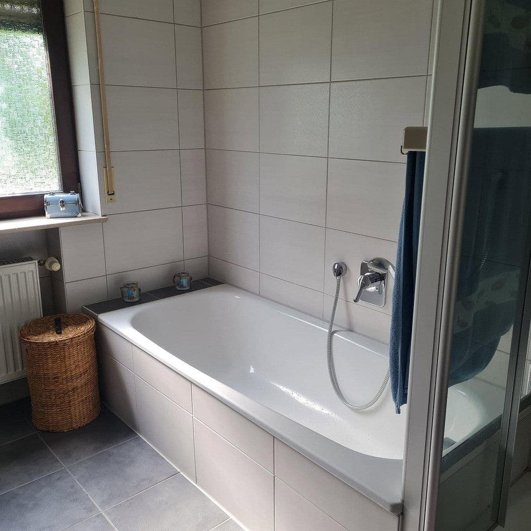 Prenájom bytu 5-izbový 135 m², Alzenau, Bavorsko Prenájom bytu 5-izbový 135 m², Alzenau, Bavorsko
