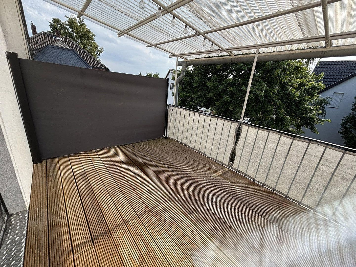 Prenájom bytu 3-izbový 90 m², Peine, Dolné Sasko Prenájom bytu 3-izbový 90 m², Peine, Dolné Sasko