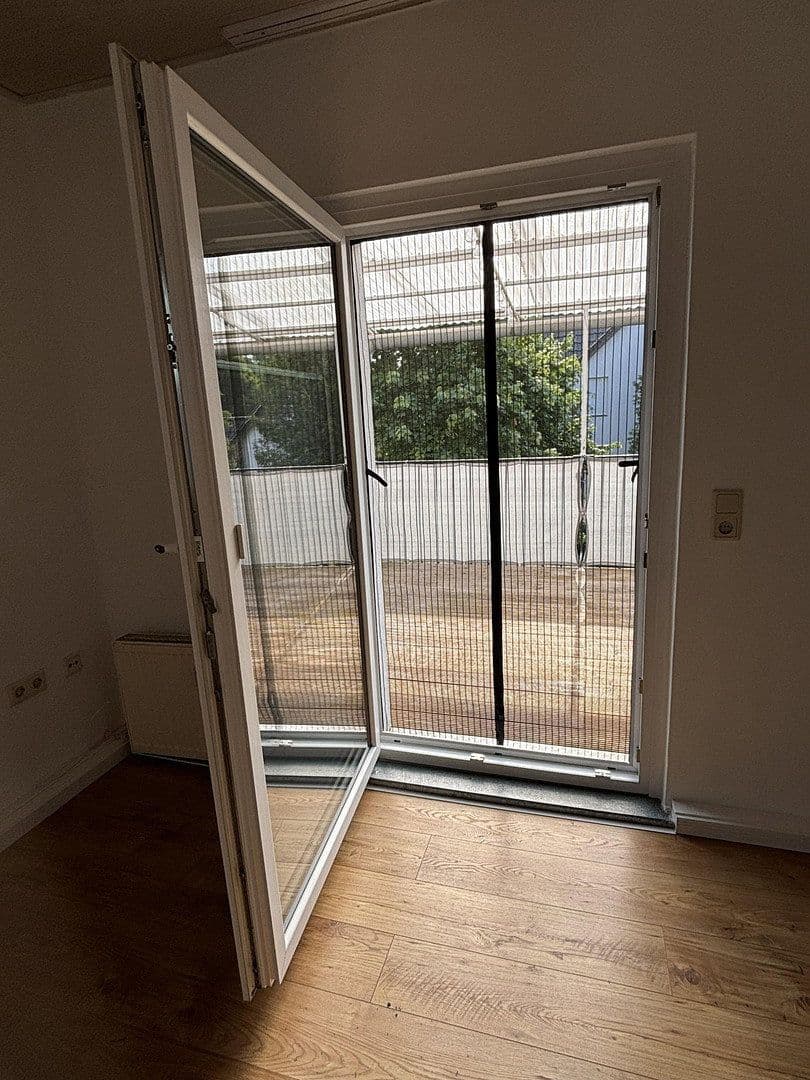 Prenájom bytu 3-izbový 90 m², Peine, Dolné Sasko Prenájom bytu 3-izbový 90 m², Peine, Dolné Sasko