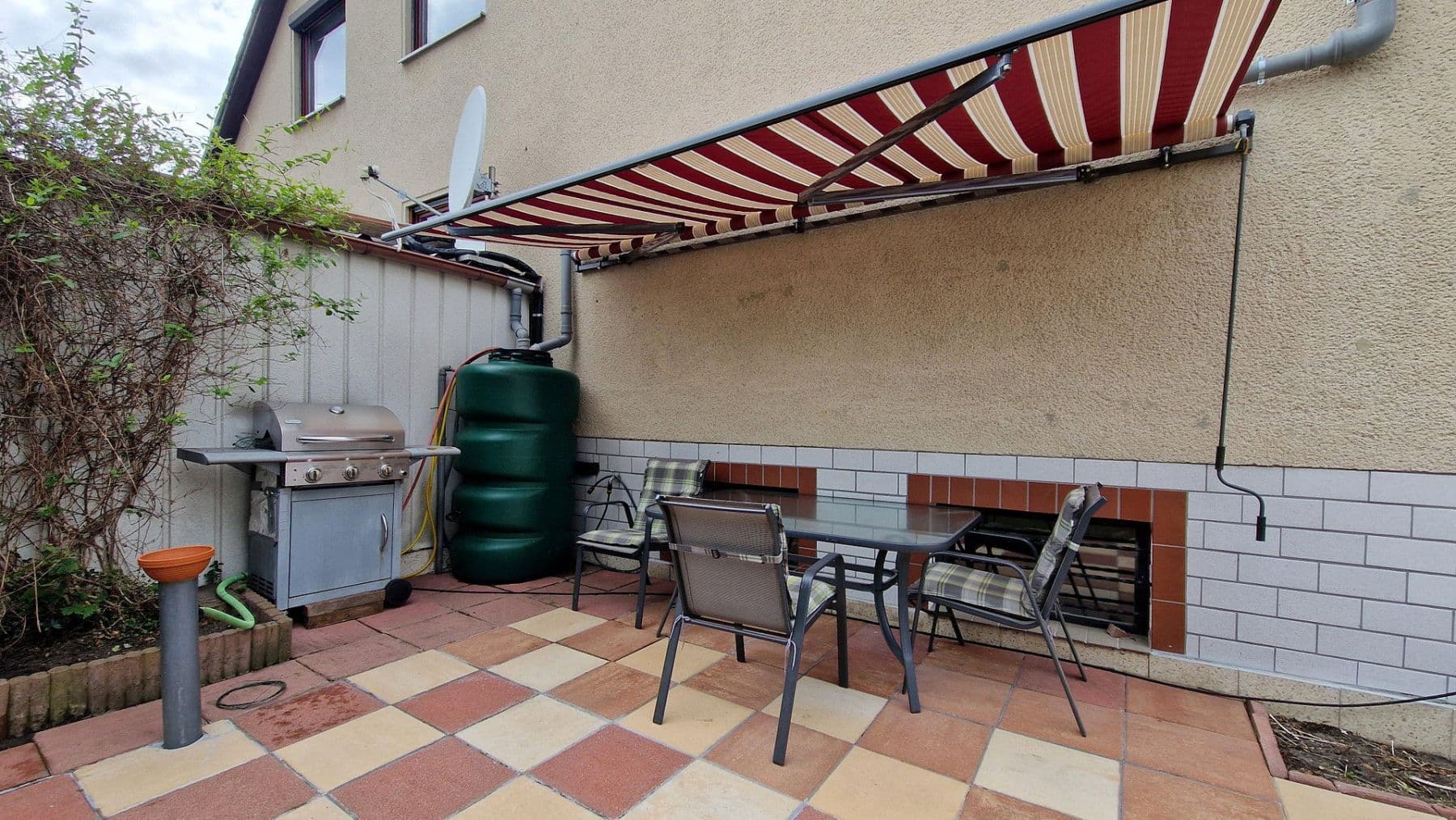 Predaj domu 120 m², pozemok 340 m², Berlin, Berlín Predaj domu 120 m², pozemok 340 m², Berlin, Berlín