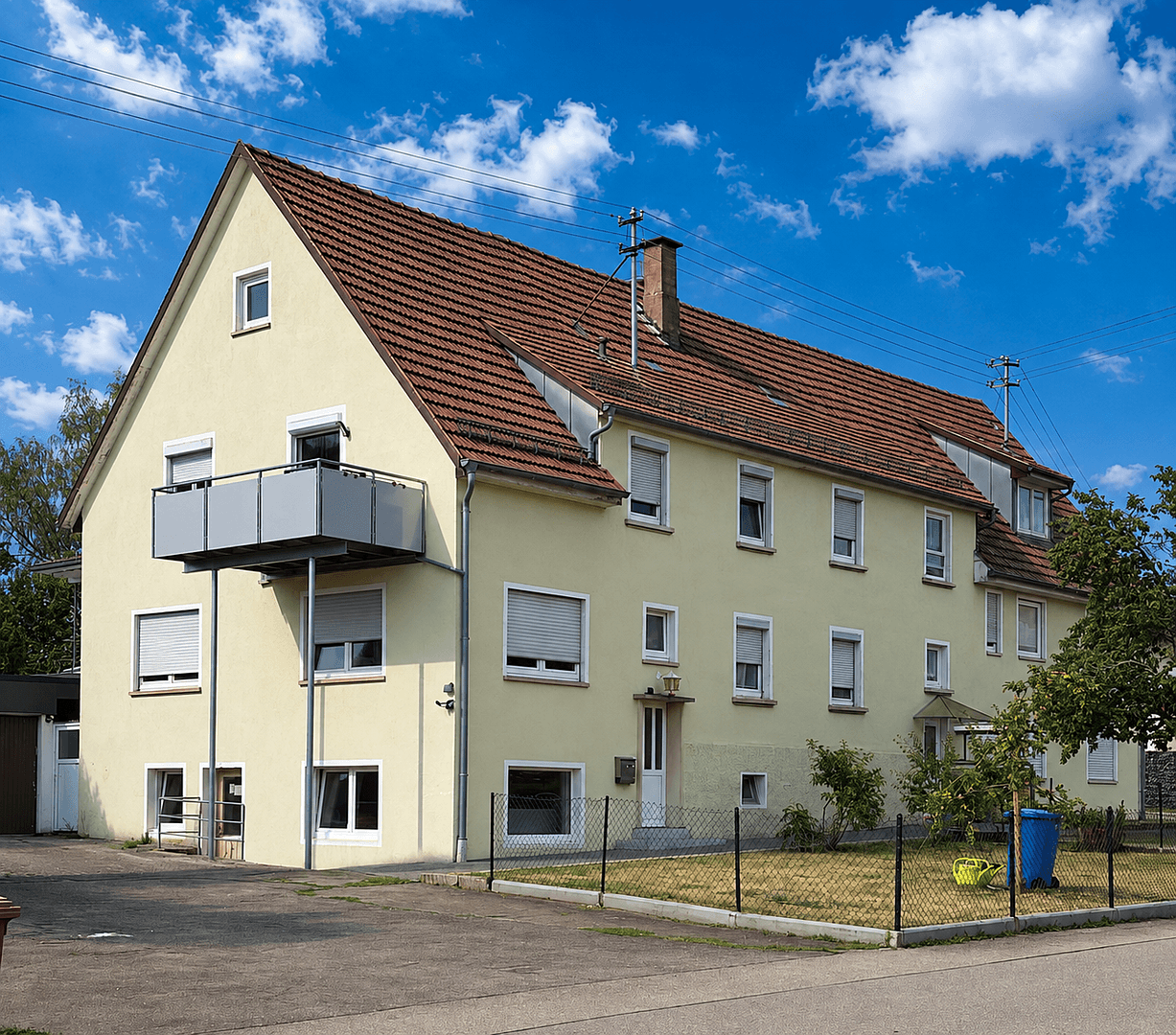 Predaj domu 420 m², pozemok 854 m², Rietheim-Weilheim, Bádensko-Wurttembersko Predaj domu 420 m², pozemok 854 m², Rietheim-Weilheim, Bádensko-Wurttembersko