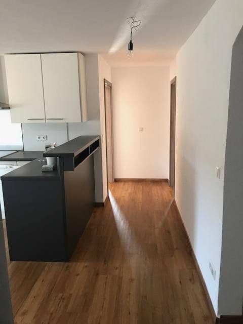 Predaj domu 420 m², pozemok 854 m², Rietheim-Weilheim, Bádensko-Wurttembersko Predaj domu 420 m², pozemok 854 m², Rietheim-Weilheim, Bádensko-Wurttembersko