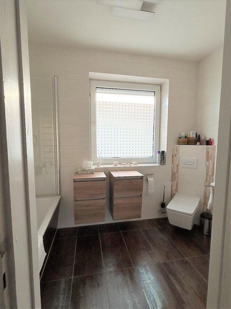 Predaj domu 127 m², pozemok 437 m², Halle (Saale), Sasko-Anhaltsko Predaj domu 127 m², pozemok 437 m², Halle (Saale), Sasko-Anhaltsko