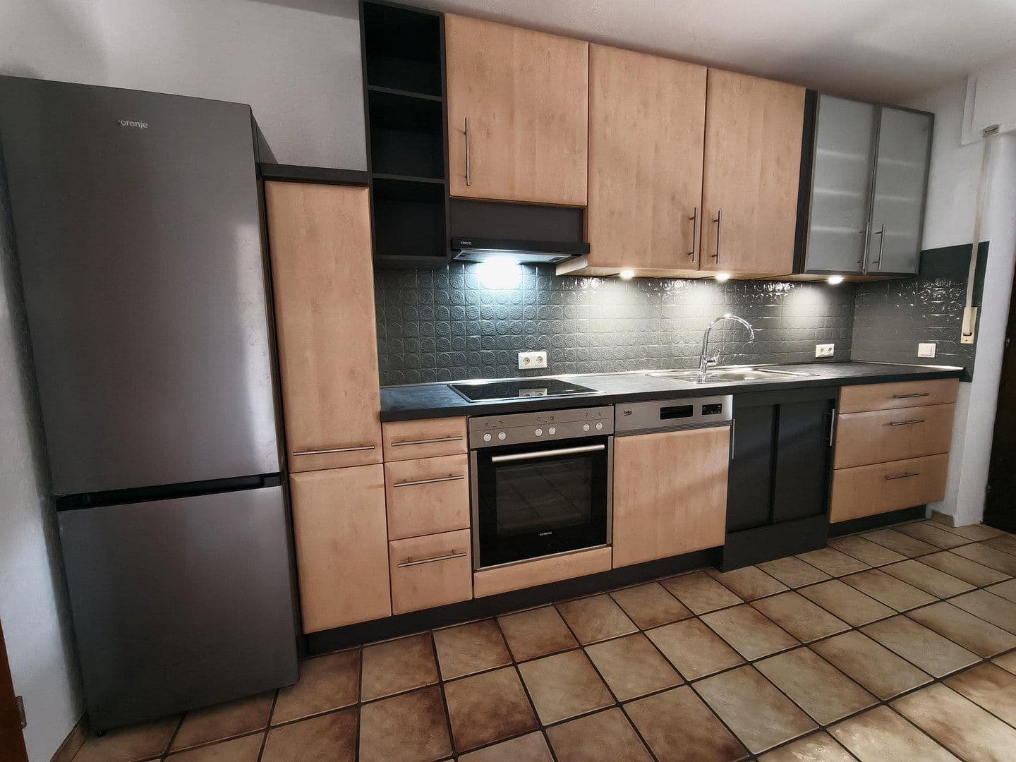 Prenájom bytu 2-izbový 90 m², Potsdamerstrasse 37, Alsdorf, Severné Porýnie - Westfálsko Prenájom bytu 2-izbový 90 m², Potsdamerstrasse 37, Alsdorf, Severné Porýnie - Westfálsko