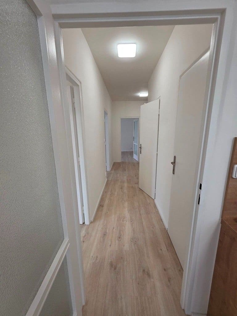 Predaj bytu 3-izbový 68 m², Sečská, Praha, Praha Predaj bytu 3-izbový 68 m², Sečská, Praha, Praha
