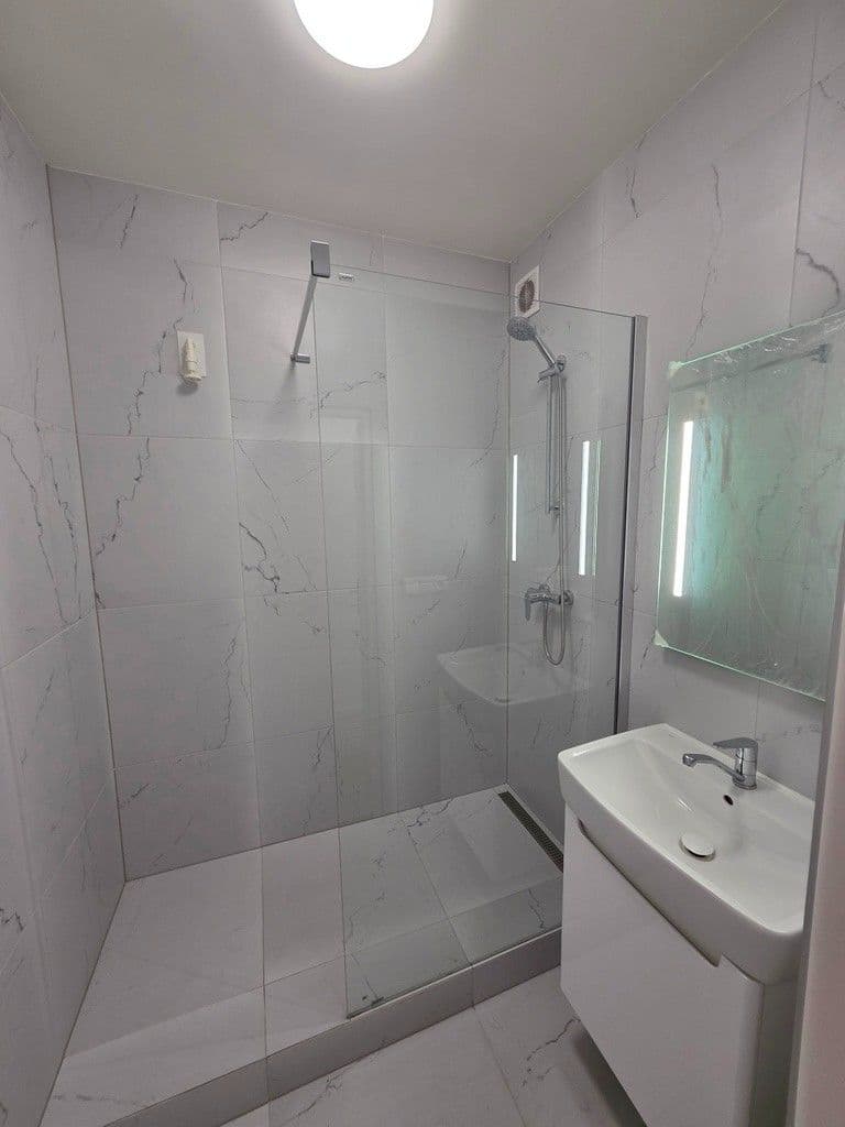 Predaj bytu 3-izbový 68 m², Sečská, Praha, Praha Predaj bytu 3-izbový 68 m², Sečská, Praha, Praha
