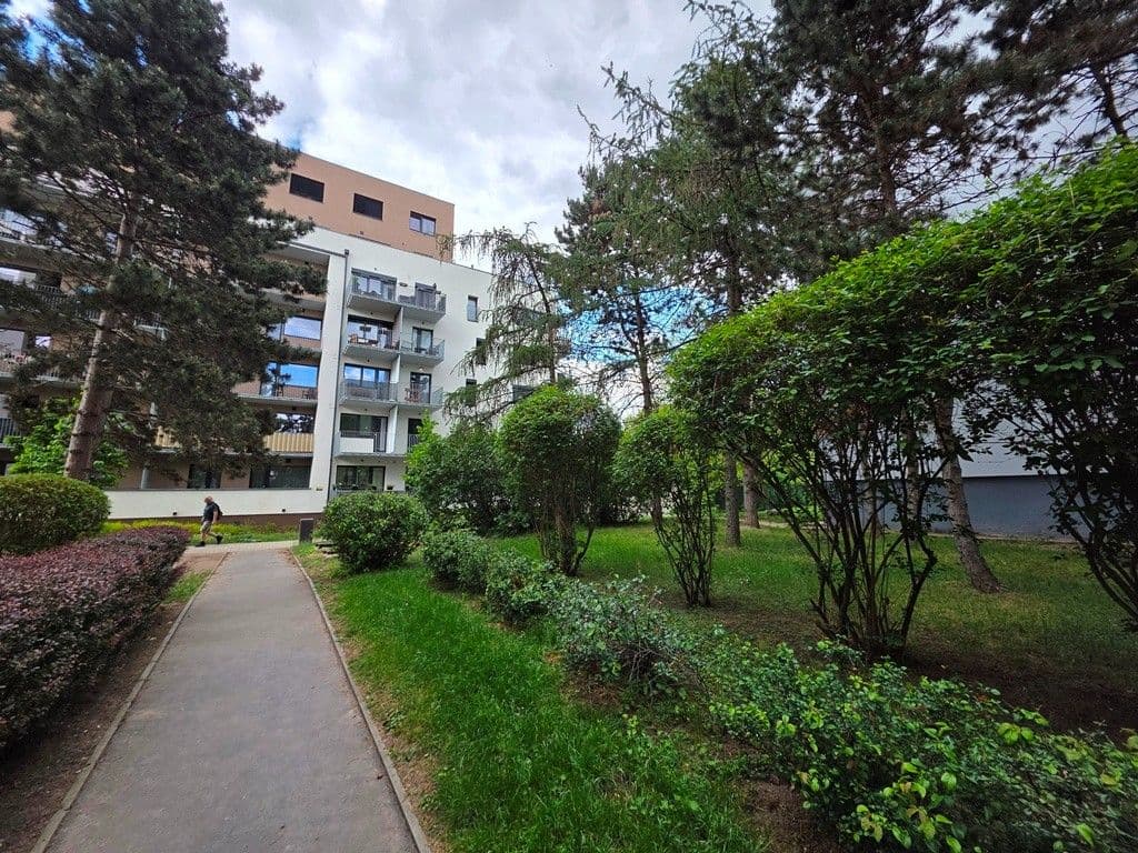 Predaj bytu 3-izbový 68 m², Sečská, Praha, Praha Predaj bytu 3-izbový 68 m², Sečská, Praha, Praha