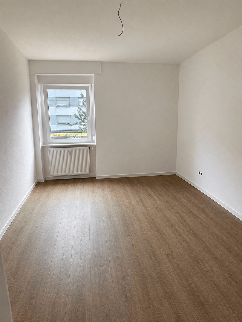 Prenájom bytu 3-izbový 80 m², Rastatt, Bádensko-Wurttembersko Prenájom bytu 3-izbový 80 m², Rastatt, Bádensko-Wurttembersko