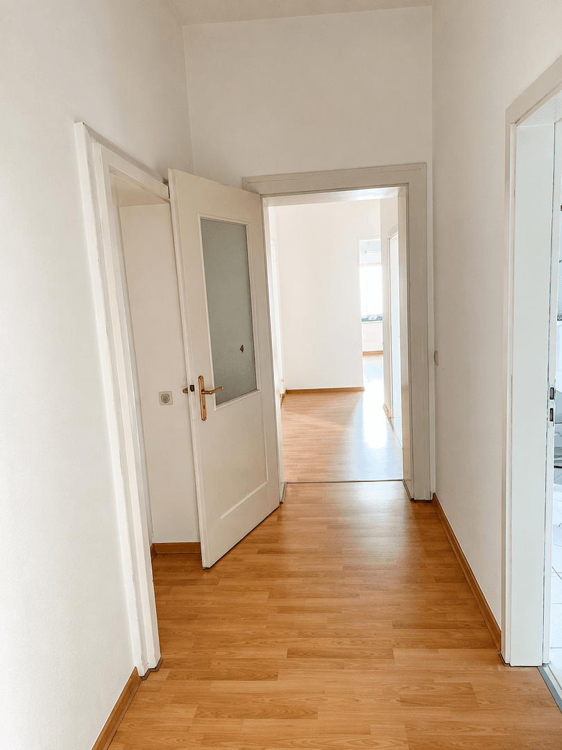 Prenájom bytu 3-izbový 82 m², Bahnstraße 34, Mönchengladbach, Severné Porýnie - Westfálsko Prenájom bytu 3-izbový 82 m², Bahnstraße 34, Mönchengladbach, Severné Porýnie - Westfálsko