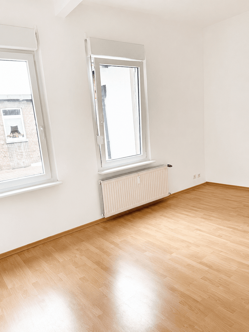 Prenájom bytu 3-izbový 82 m², Bahnstraße 34, Mönchengladbach, Severné Porýnie - Westfálsko Prenájom bytu 3-izbový 82 m², Bahnstraße 34, Mönchengladbach, Severné Porýnie - Westfálsko