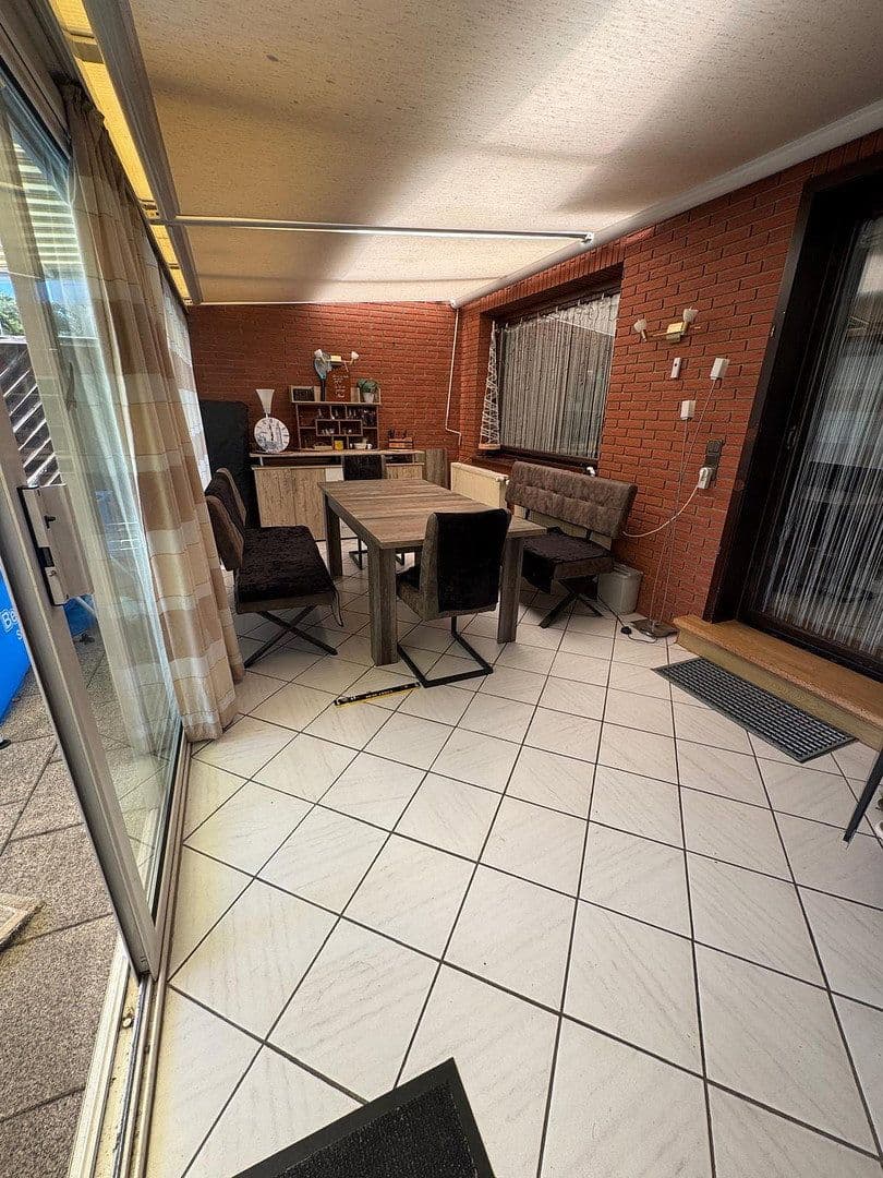 Predaj domu 94 m², pozemok 232 m², Neuwied, Porýnie-Falcko Predaj domu 94 m², pozemok 232 m², Neuwied, Porýnie-Falcko