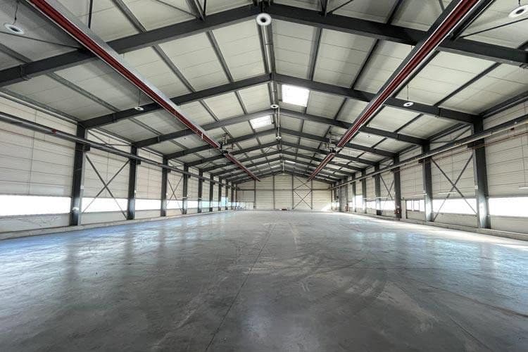 Prenájom nebytového priestoru 9.278 m², Im Mittelfeld 16, Krostitz, Sasko Prenájom nebytového priestoru 9.278 m², Im Mittelfeld 16, Krostitz, Sasko