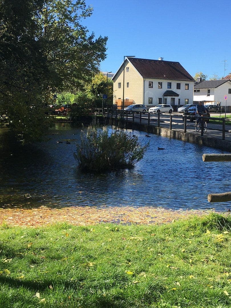 Prenájom bytu 2-izbový 50 m², München, Bavorsko Prenájom bytu 2-izbový 50 m², München, Bavorsko