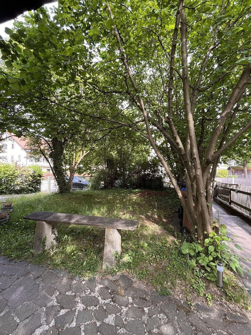 Prenájom bytu 2-izbový 50 m², München, Bavorsko Prenájom bytu 2-izbový 50 m², München, Bavorsko