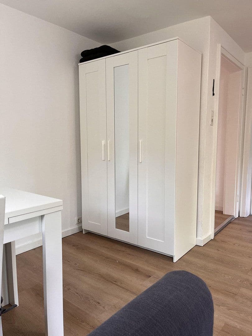 Prenájom bytu 2-izbový 50 m², München, Bavorsko Prenájom bytu 2-izbový 50 m², München, Bavorsko