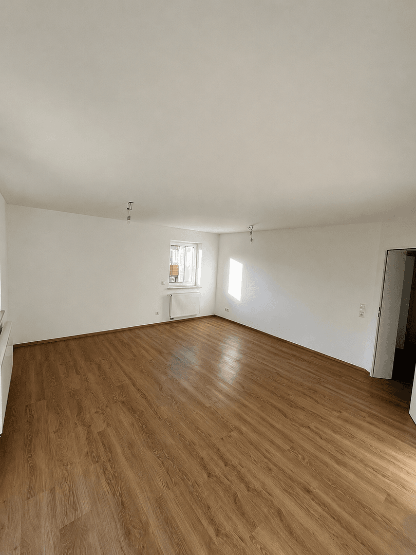 Prenájom bytu 3-izbový 74 m², Kempten (Allgäu), Bavorsko Prenájom bytu 3-izbový 74 m², Kempten (Allgäu), Bavorsko
