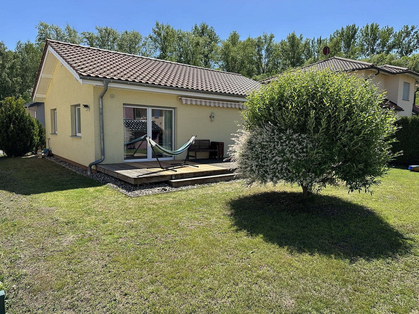 Predaj domu 72 m², pozemok 349 m², Mücheln (Geiseltal), Sasko-Anhaltsko Predaj domu 72 m², pozemok 349 m², Mücheln (Geiseltal), Sasko-Anhaltsko