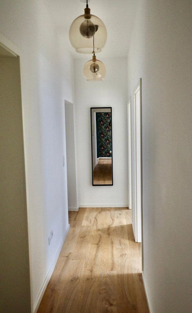 Prenájom bytu 4-izbový 14 m², Gumbertstr 97, Düsseldorf, Severné Porýnie - Westfálsko Prenájom bytu 4-izbový 14 m², Gumbertstr 97, Düsseldorf, Severné Porýnie - Westfálsko