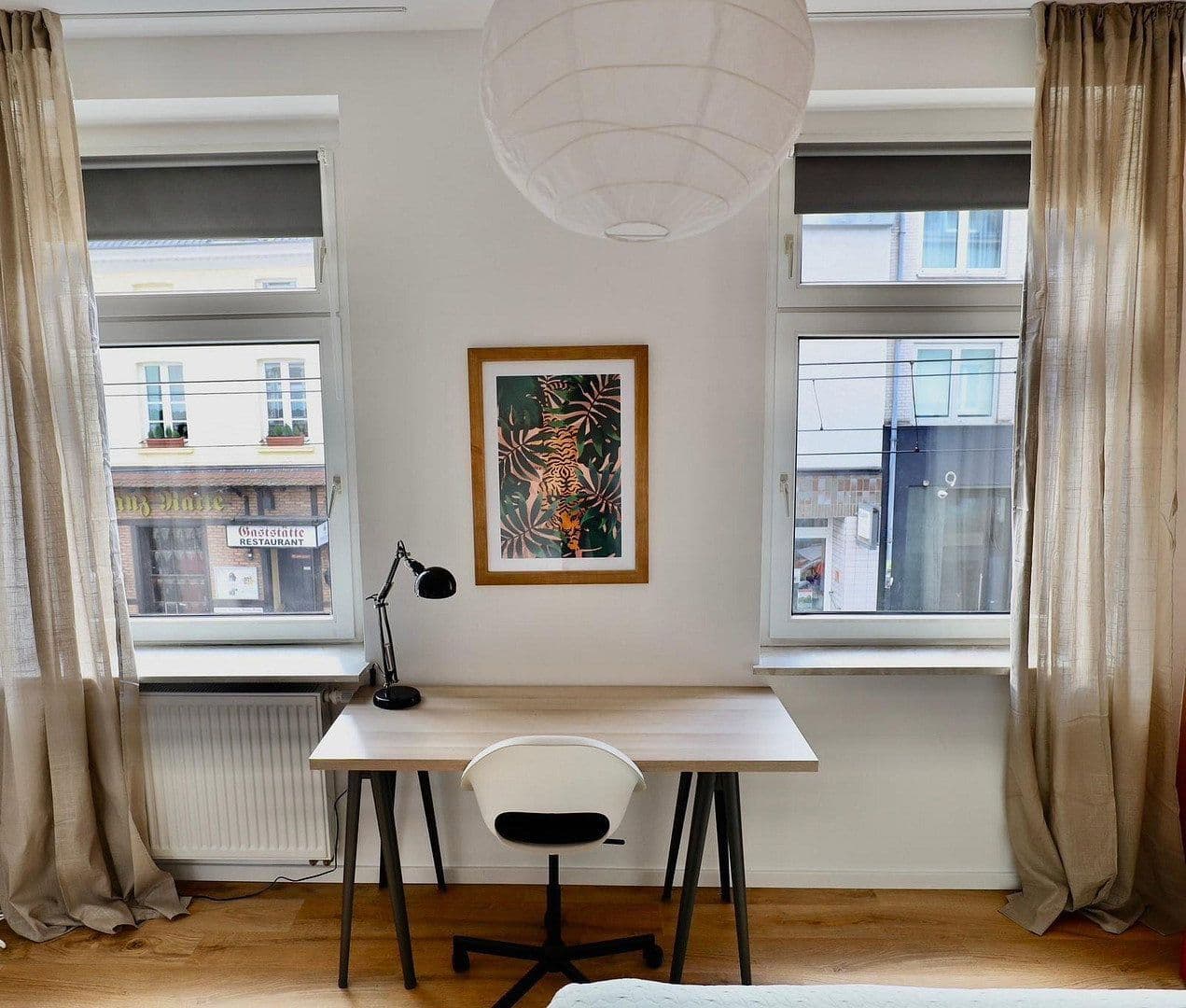Prenájom bytu 4-izbový 14 m², Gumbertstr 97, Düsseldorf, Severné Porýnie - Westfálsko Prenájom bytu 4-izbový 14 m², Gumbertstr 97, Düsseldorf, Severné Porýnie - Westfálsko