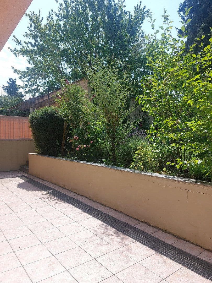 Prenájom bytu 2-izbový 83 m², Alsbach-Hähnlein, Hesensko Prenájom bytu 2-izbový 83 m², Alsbach-Hähnlein, Hesensko