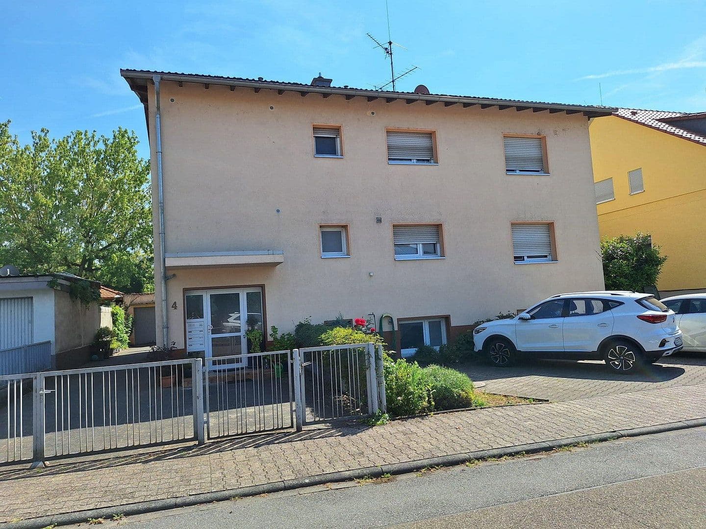 Prenájom bytu 2-izbový 83 m², Alsbach-Hähnlein, Hesensko Prenájom bytu 2-izbový 83 m², Alsbach-Hähnlein, Hesensko