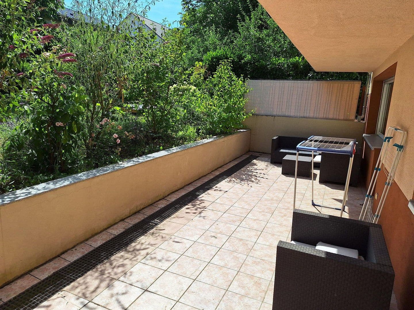 Prenájom bytu 2-izbový 83 m², Alsbach-Hähnlein, Hesensko Prenájom bytu 2-izbový 83 m², Alsbach-Hähnlein, Hesensko