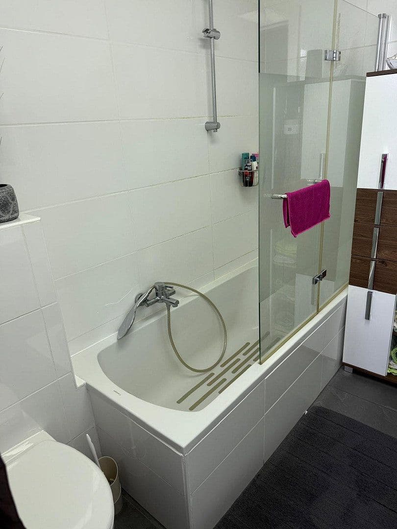 Prenájom bytu 3-izbový 83 m², walder str 63, Haan, Severné Porýnie - Westfálsko Prenájom bytu 3-izbový 83 m², walder str 63, Haan, Severné Porýnie - Westfálsko