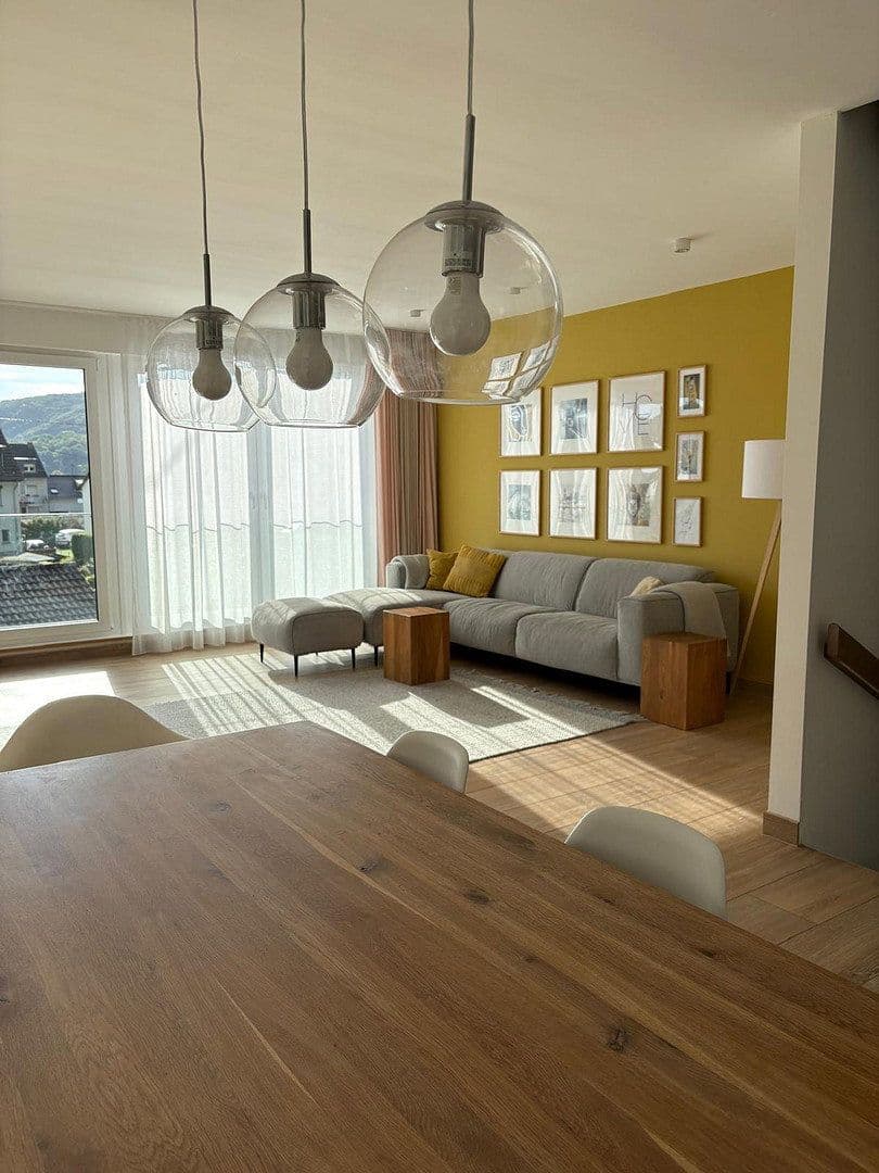 Predaj domu 197 m², pozemok 241 m², Brohl-Lützing, Porýnie-Falcko Predaj domu 197 m², pozemok 241 m², Brohl-Lützing, Porýnie-Falcko