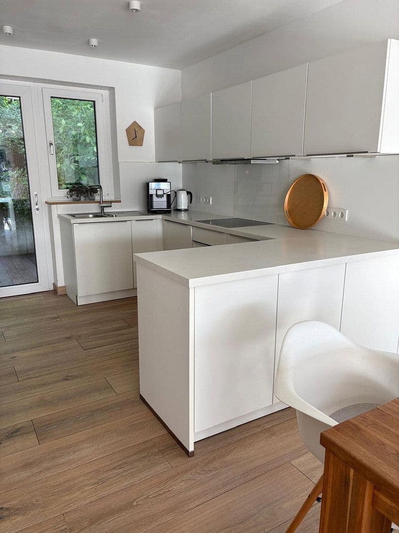 Predaj domu 197 m², pozemok 241 m², Brohl-Lützing, Porýnie-Falcko Predaj domu 197 m², pozemok 241 m², Brohl-Lützing, Porýnie-Falcko