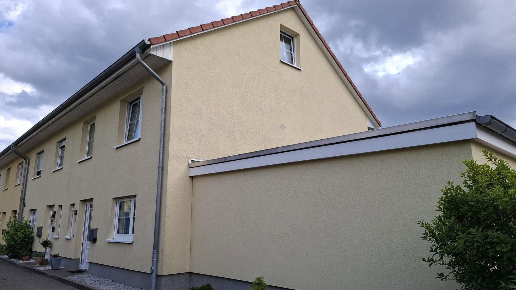 Predaj domu 153 m², pozemok 258 m², Langenhagen, Dolné Sasko Predaj domu 153 m², pozemok 258 m², Langenhagen, Dolné Sasko