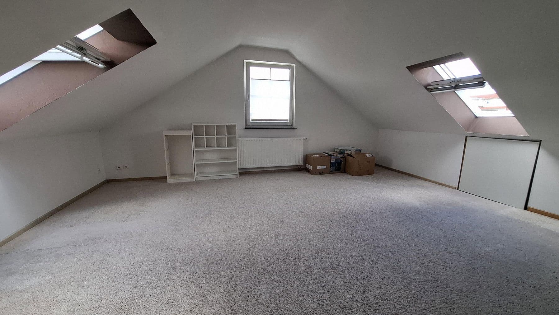 Predaj domu 153 m², pozemok 258 m², Langenhagen, Dolné Sasko Predaj domu 153 m², pozemok 258 m², Langenhagen, Dolné Sasko