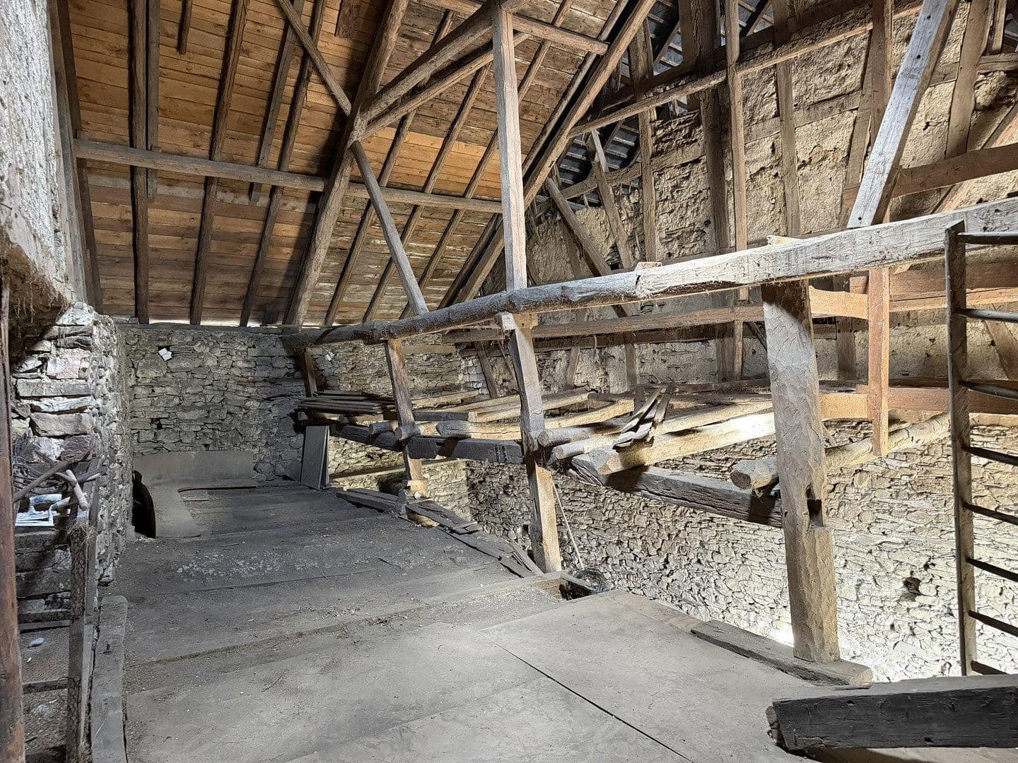 Predaj domu 95 m², pozemok 1.024 m², Morbach, Porýnie-Falcko Predaj domu 95 m², pozemok 1.024 m², Morbach, Porýnie-Falcko