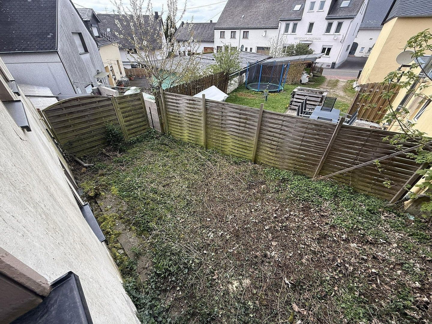 Predaj domu 95 m², pozemok 1.024 m², Morbach, Porýnie-Falcko Predaj domu 95 m², pozemok 1.024 m², Morbach, Porýnie-Falcko
