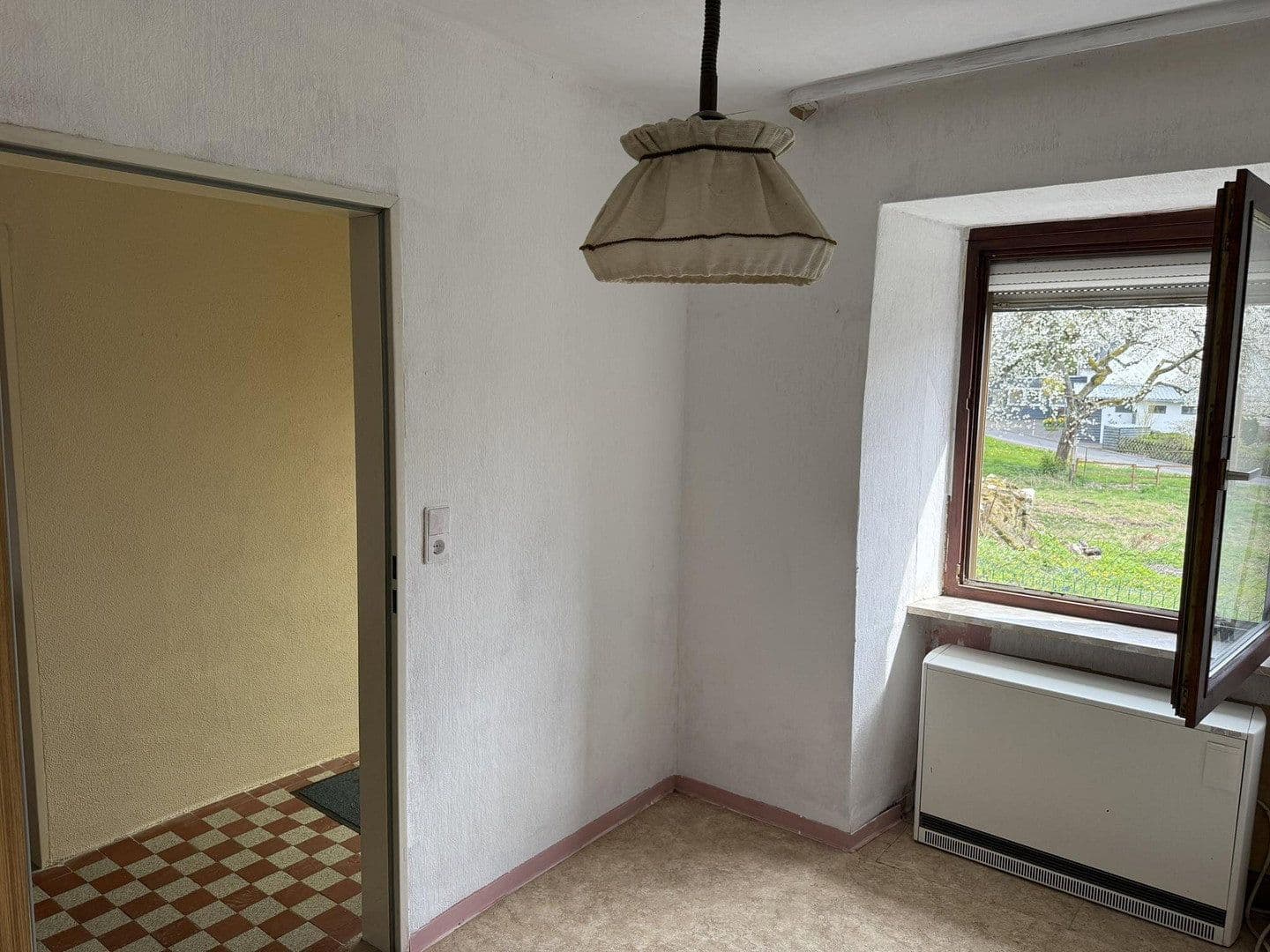 Predaj domu 95 m², pozemok 1.024 m², Morbach, Porýnie-Falcko Predaj domu 95 m², pozemok 1.024 m², Morbach, Porýnie-Falcko