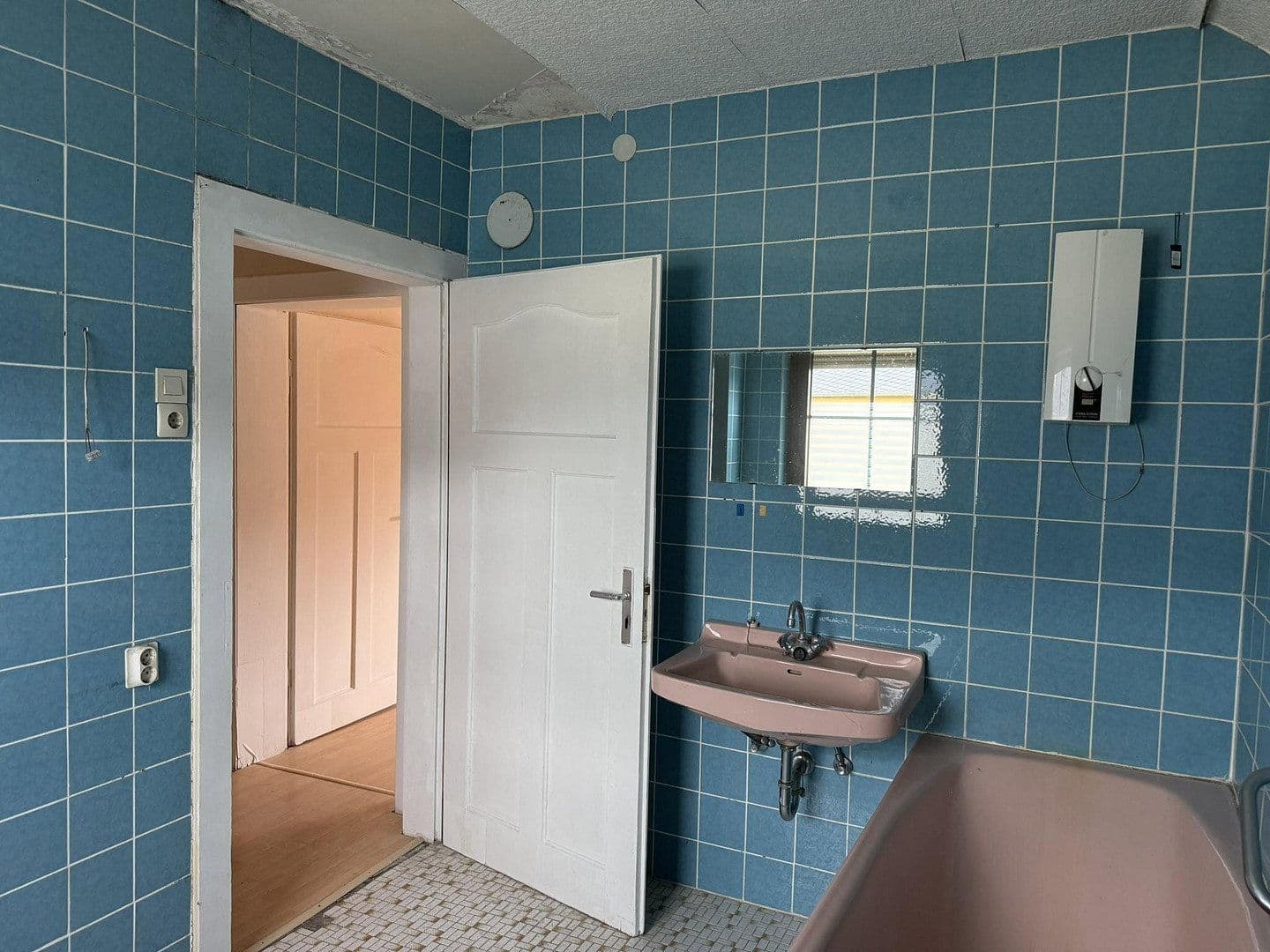 Predaj domu 95 m², pozemok 1.024 m², Morbach, Porýnie-Falcko Predaj domu 95 m², pozemok 1.024 m², Morbach, Porýnie-Falcko
