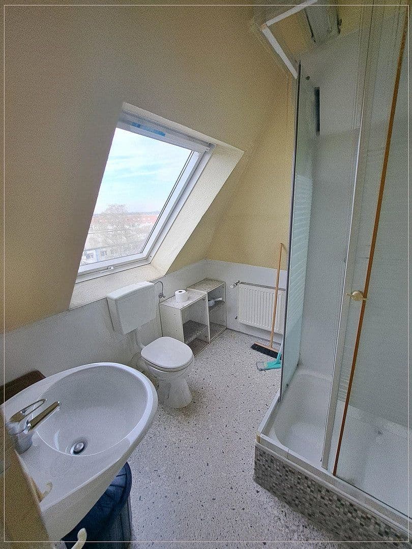 Predaj domu 354 m², pozemok 458 m², Krefeld, Severné Porýnie - Westfálsko Predaj domu 354 m², pozemok 458 m², Krefeld, Severné Porýnie - Westfálsko