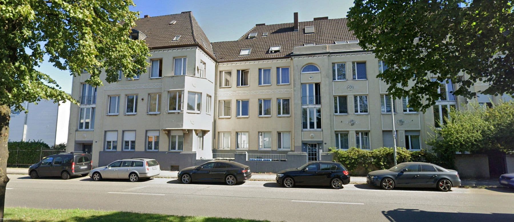 Predaj domu 354 m², pozemok 458 m², Krefeld, Severné Porýnie - Westfálsko Predaj domu 354 m², pozemok 458 m², Krefeld, Severné Porýnie - Westfálsko