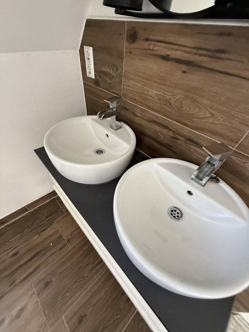 Prenájom domu 140 m², pozemok 555 m², Backnang, Bádensko-Wurttembersko Prenájom domu 140 m², pozemok 555 m², Backnang, Bádensko-Wurttembersko