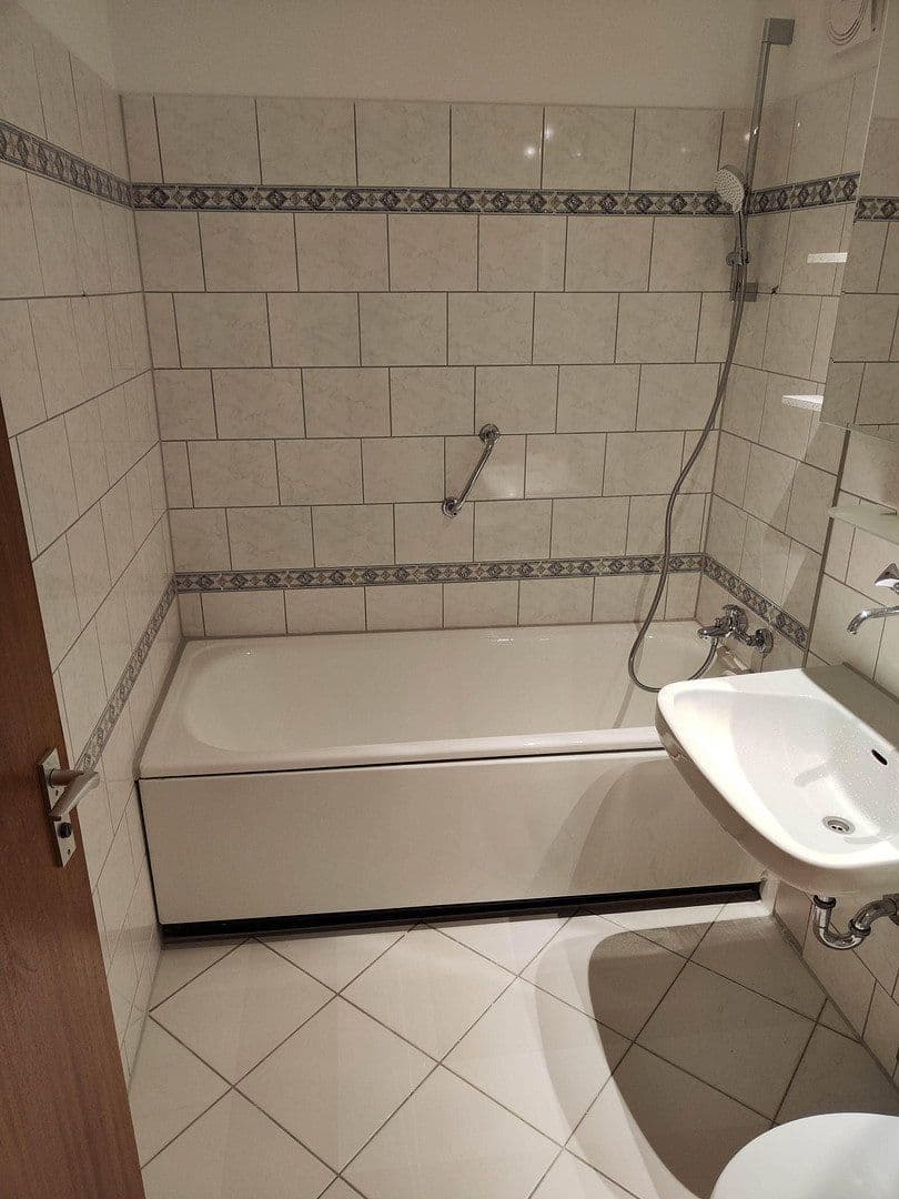 Prenájom bytu 1-izbový 46 m², Kärntner Straße 39, Freudenstadt, Bádensko-Wurttembersko Prenájom bytu 1-izbový 46 m², Kärntner Straße 39, Freudenstadt, Bádensko-Wurttembersko