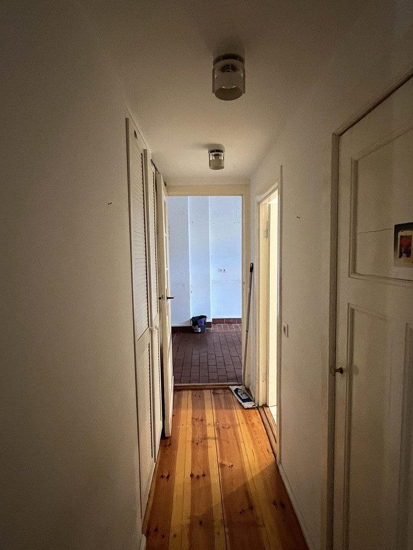 Predaj bytu 4-izbový 112 m², Berlin, Berlín Predaj bytu 4-izbový 112 m², Berlin, Berlín